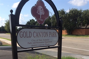 Gold canyon park arched sign