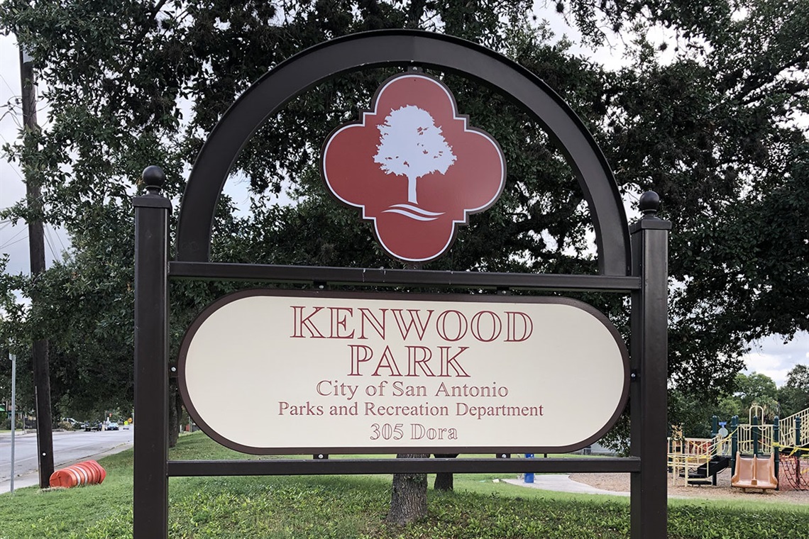 Kenwood Park sign